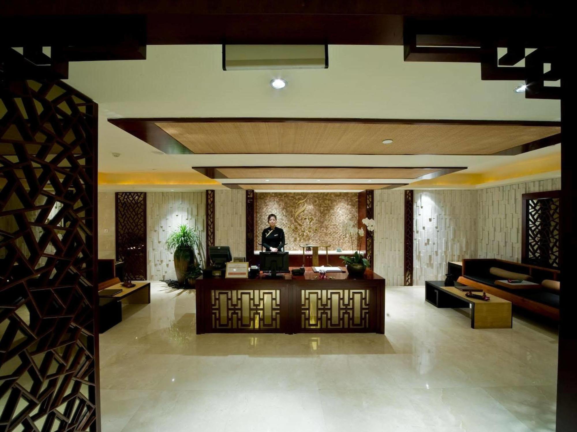 Doubletree By Hilton Shanghai Jing'An Exterior foto